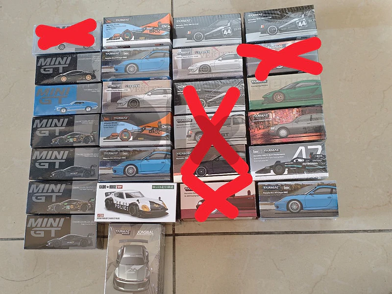 1:64 Mini gt and tarmac works diecast