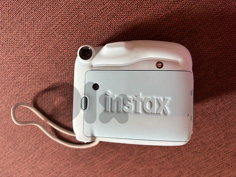 polaroid isntax mini 11