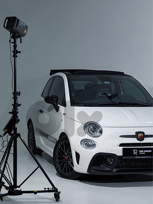 Fiat 500 Abarth 2023 695 RIVALE CABRIOLET Fiat 500 Abarth 2023 695 RIVALE CABRIOLET