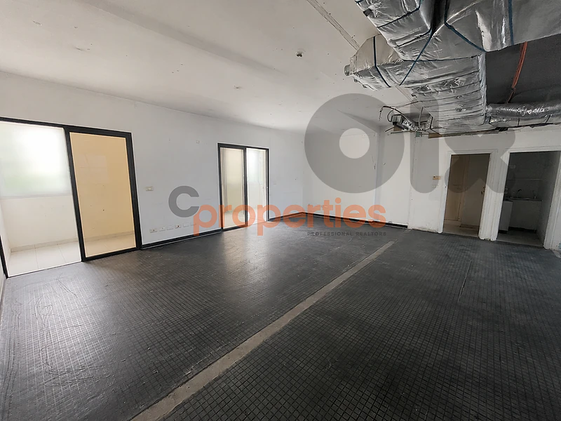 Office For Rent in Saifi مكتب للإيجار في الصيفي CPBPK70