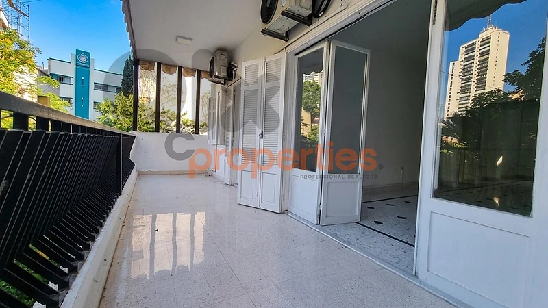 Apartment For Rent In Achrafieh شقة للإيجار في الأشرفية CPBMH34