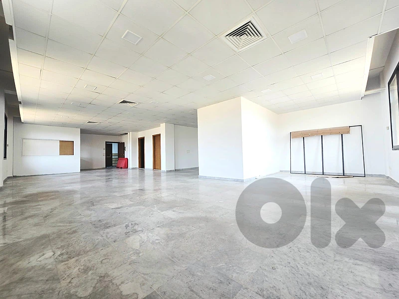 RAO26-5267 Office 170m2 for rent in Downtown Beirut