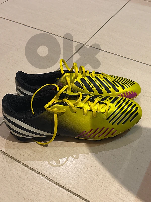 adidas predator football shoes