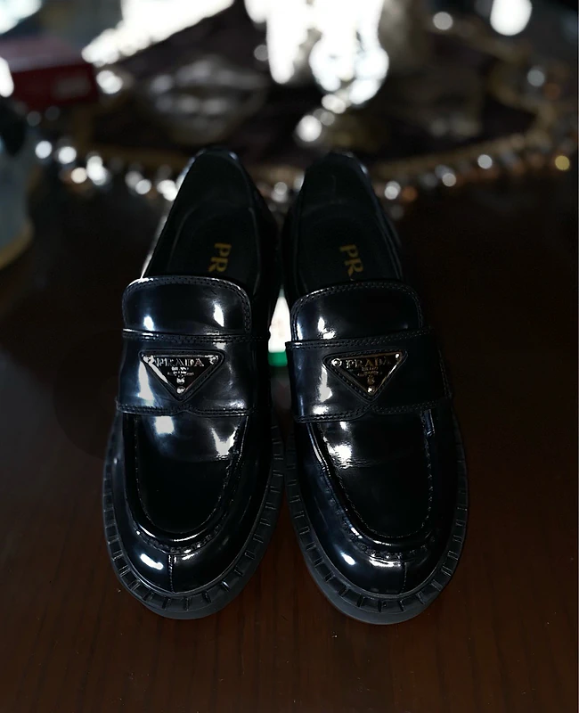 original prada loafers black /38