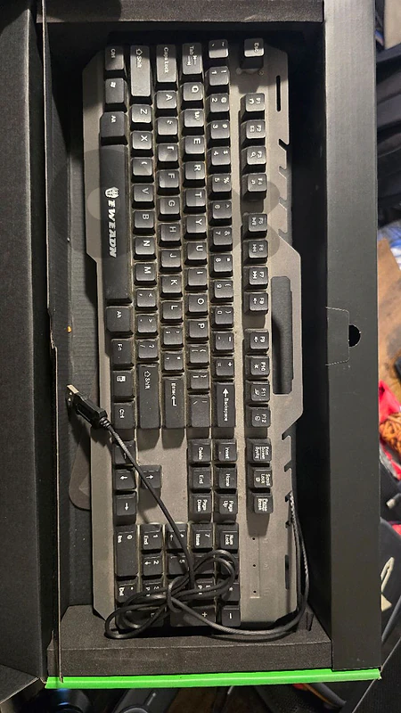 Gaming Keyboard Eweadn