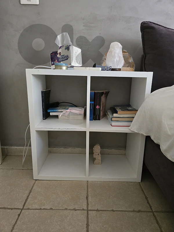 White 4-Cube Storage Shelf / Nightstand / SET OF 2