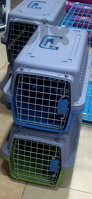 Pet carrier Size- Medium