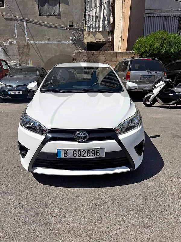 Toyota yaris 2016