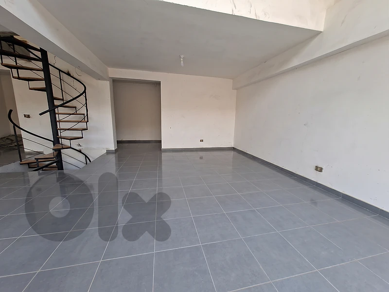 Triplex Shop for Rent – Zalka  محل ثلاثي للإيجار – الزلقا