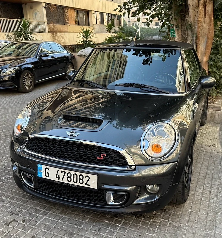 2011 MINI Cooper S Convertible | Excellent Condition
