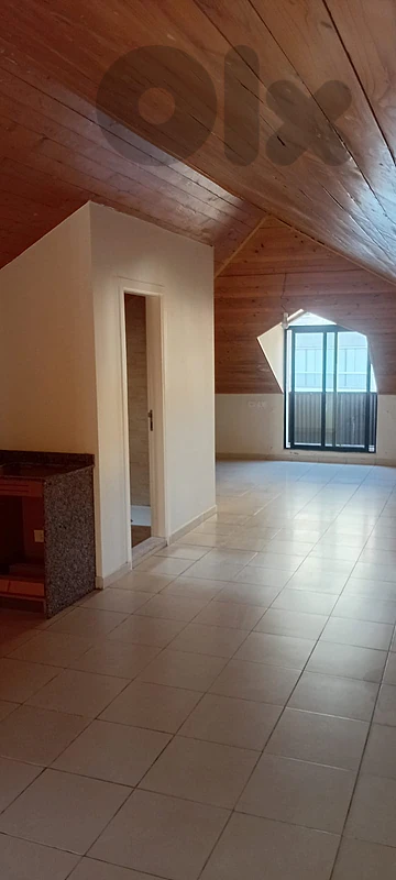 Roof for rent in Mansourieh روف للايجار في منصورية