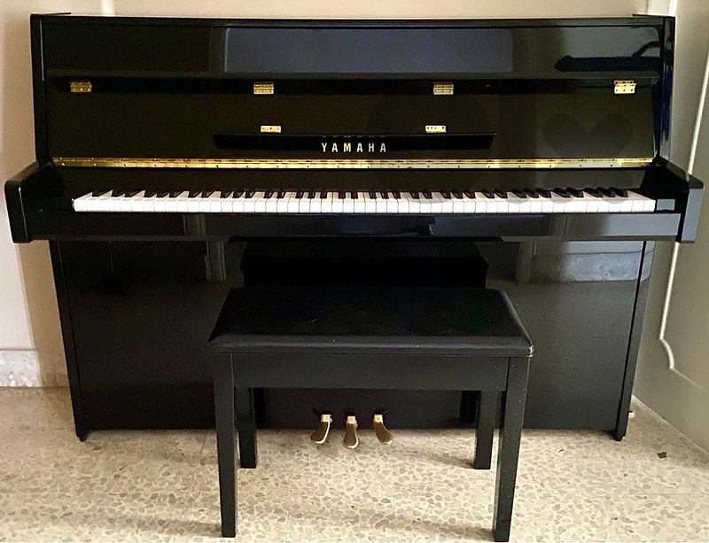 YAMAHA Piano used as new