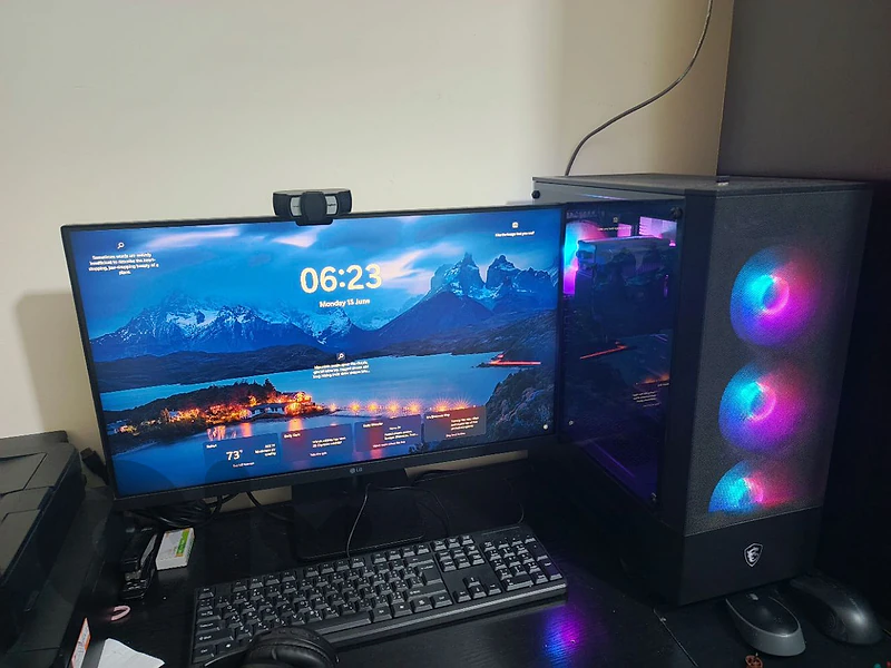 Computer ultra 7 with all equipments