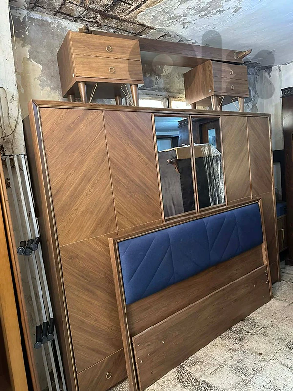 اوضة نوم شغل istikbal تركية شبه جديدة مع فرشة اسفنج