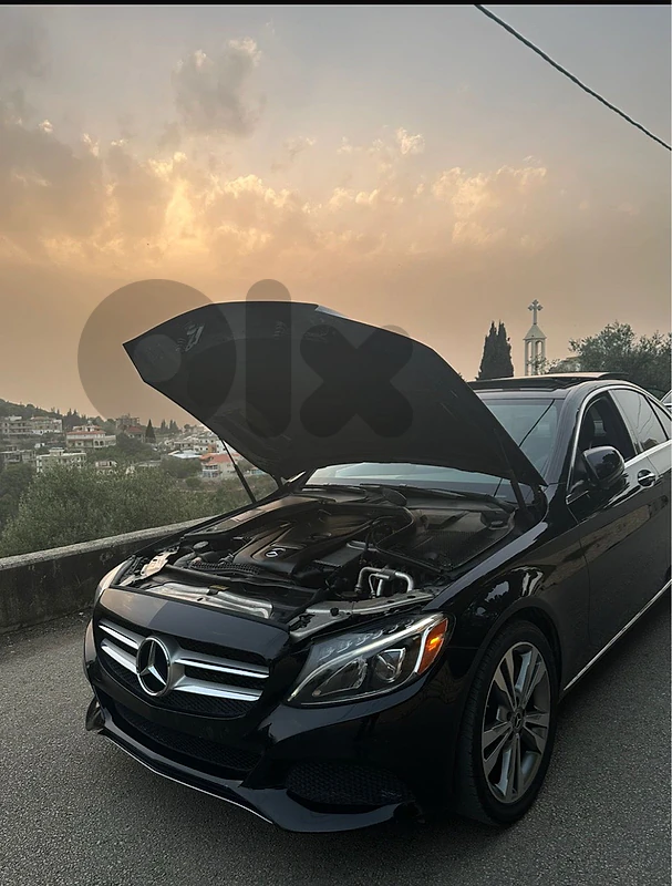 Mercedes-Benz C-Class 2017 Clean carfax