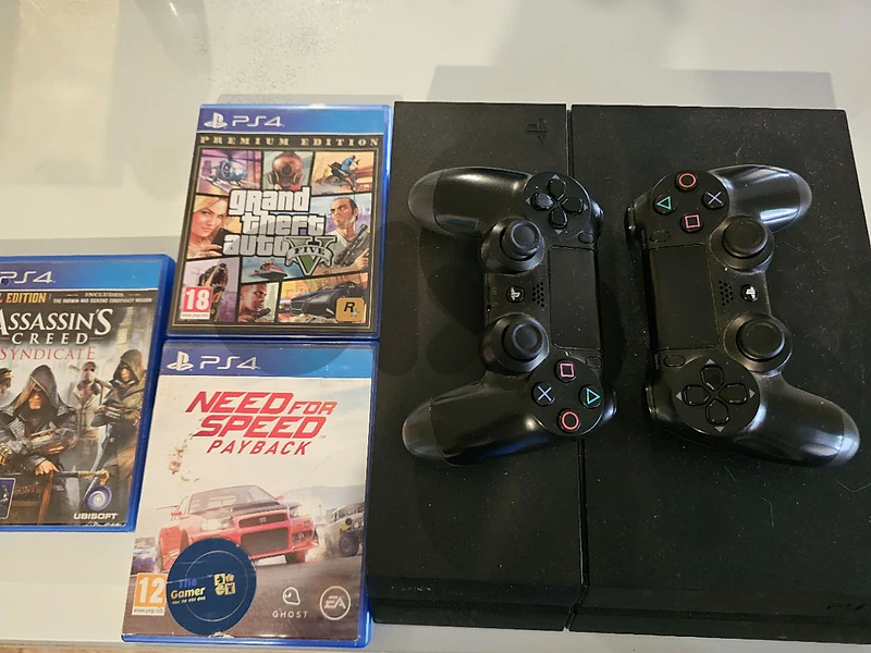 PS4 FAT