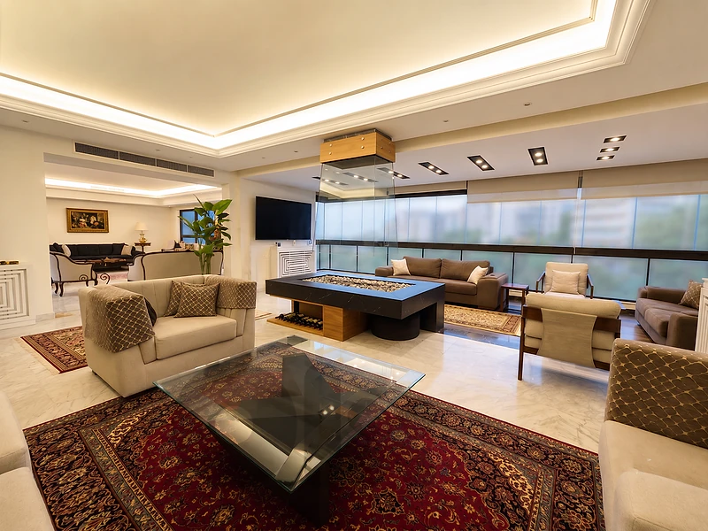 Spacious Apartment Private Roof in Rabiehشقة واسعة مع سطح خاص
