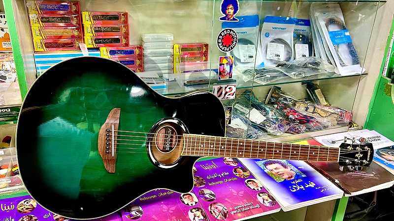 electro acoustic yamaha apx 500