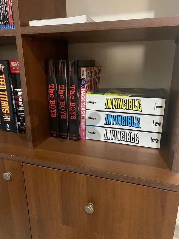 Invincible Compendiums 1-3 (Full Series) (Comic)