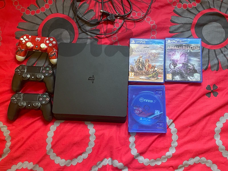 ps4 slim 1tb