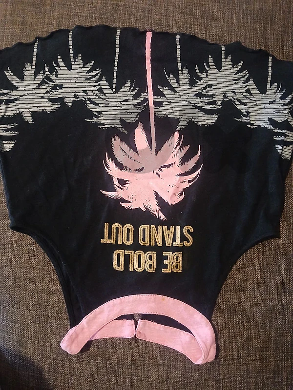 black/pink/gold summer top