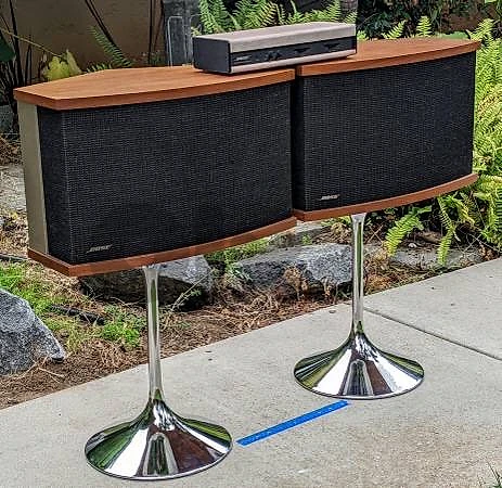 BOSE 901 Series With 2 Stands and equalizer