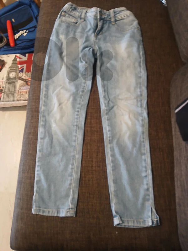 girls blue jeans