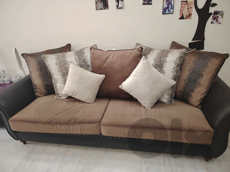 Salon for sale very good condition