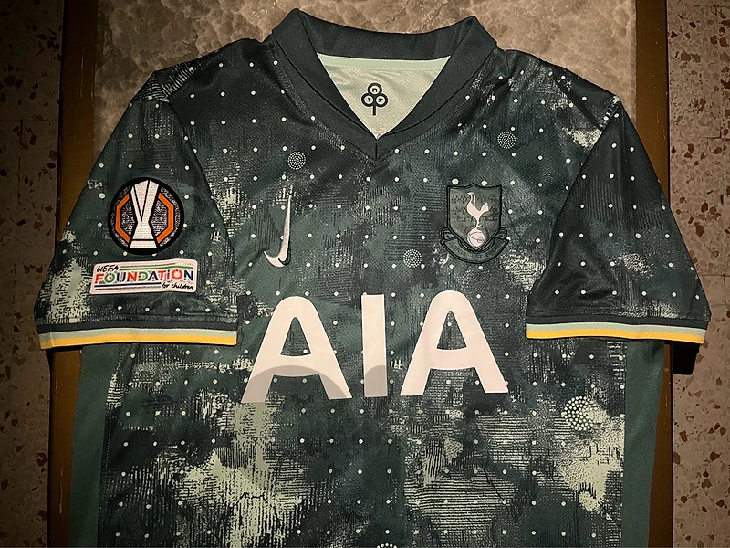 Tottenham maddison third nike kit
