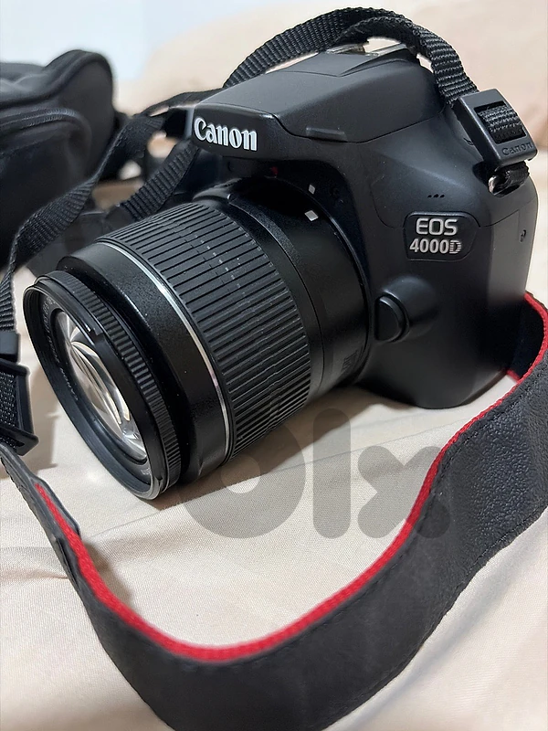 Canon EOS 4000D