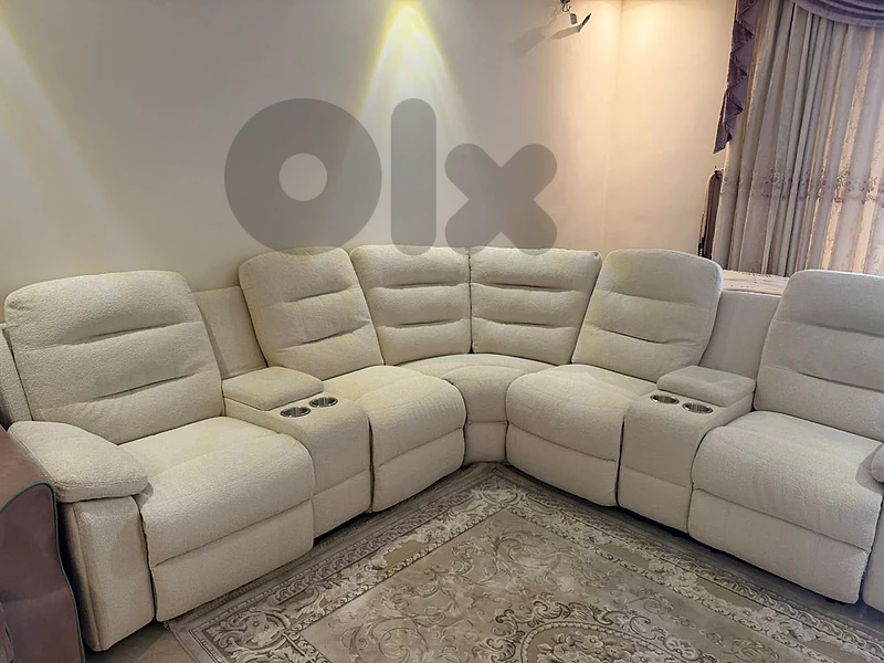 كنباية سينما Recliner + قماش حماية من The Concept - بحالة ممتازة!