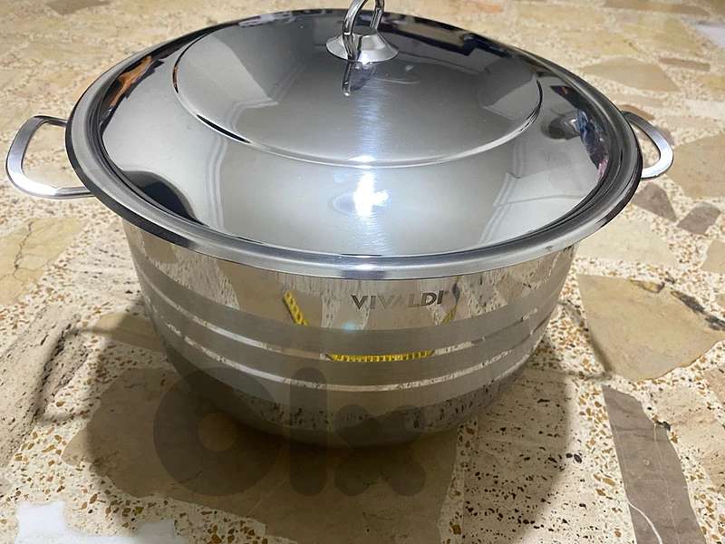طنجرة طبخ Stainless Steel جديدة غير مستعملة