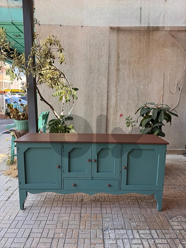tv cabinet