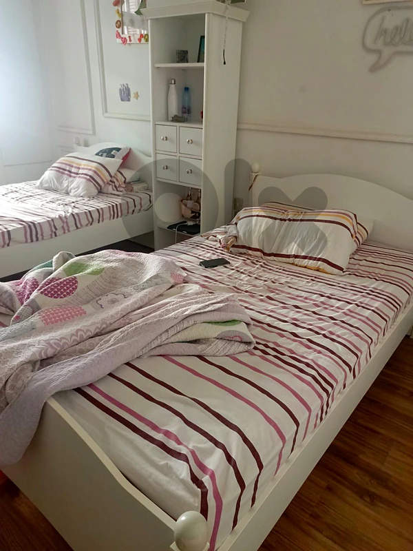full bedroom full bedroom