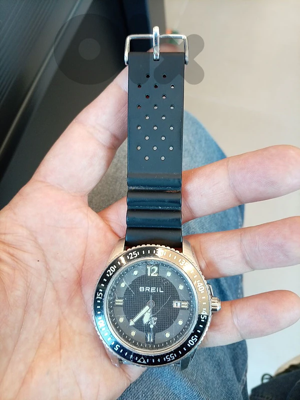 diver watch working 100%