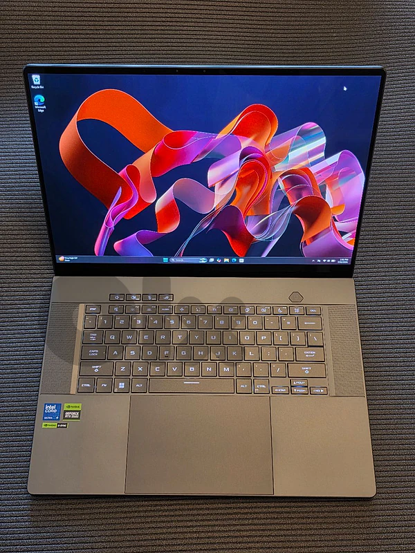 GAMING LAPTOP ASUS ROG ZEPHYRUS G16 ULTRA 9 185H RTX 4090 GAMING LAPTOP ASUS ROG ZEPHYRUS G16 ULTRA 9 185H RTX 4090