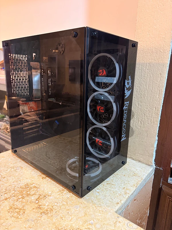 red dragon case + fans