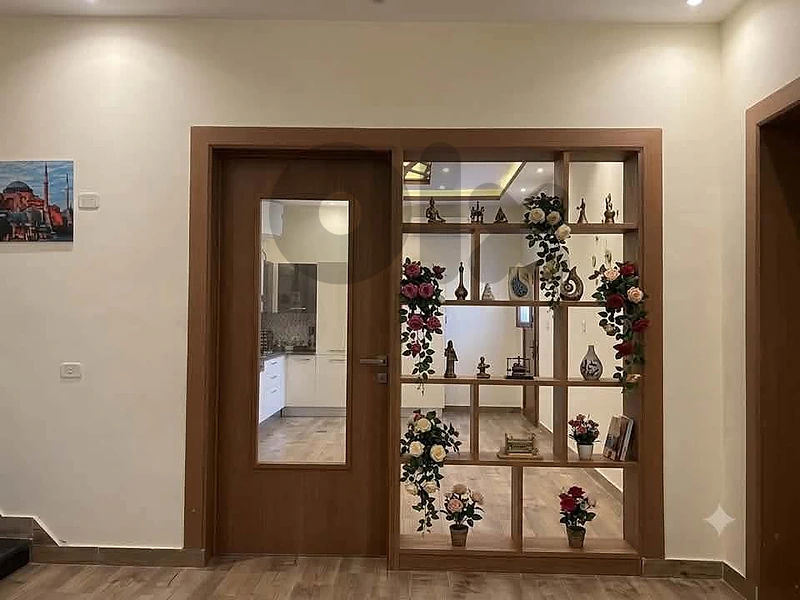 معلم دهان نيسان