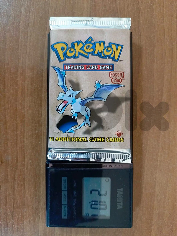 3 X Fossil 1st ed Pokemon Booster Packs