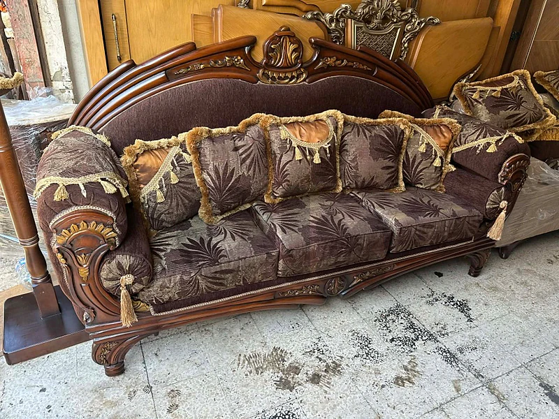 طقم كنبايات خشب زان ست قطع وطاولة