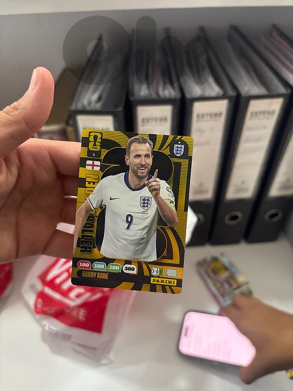 Panini FIFA World Cup 2026 - Harry Kane Golden Baller (#4 England)