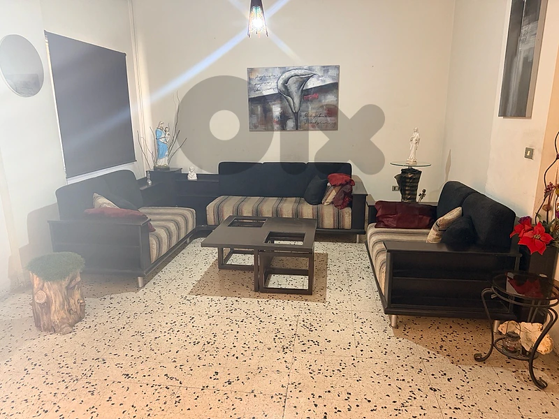 للبيع طقم صالون مستعمل بحالة جيدة