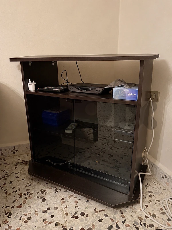 Tv stand