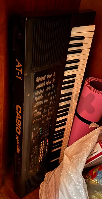 piano casio AT 1