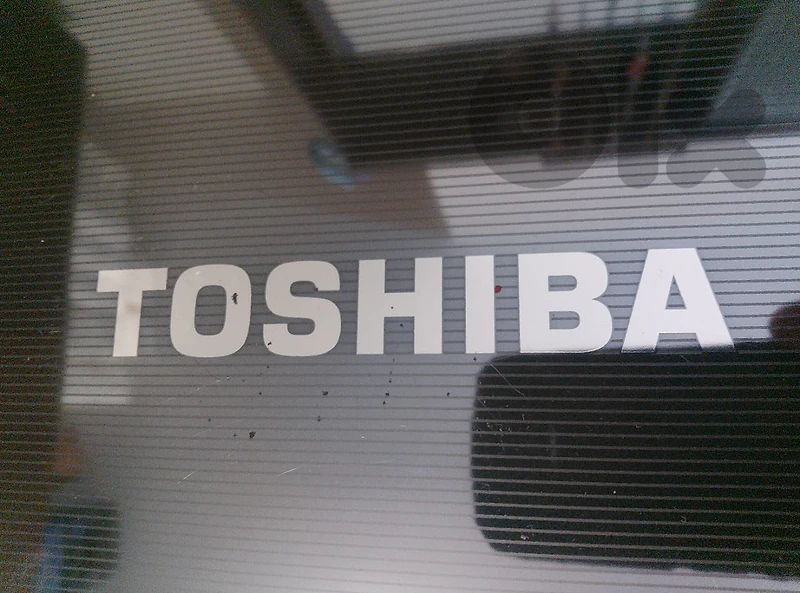 Toshiba A305-S6905