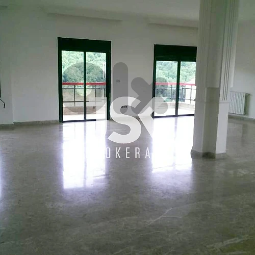 L22088 Apartment With Mountain ViewFor Sale in Qornet El Hamra