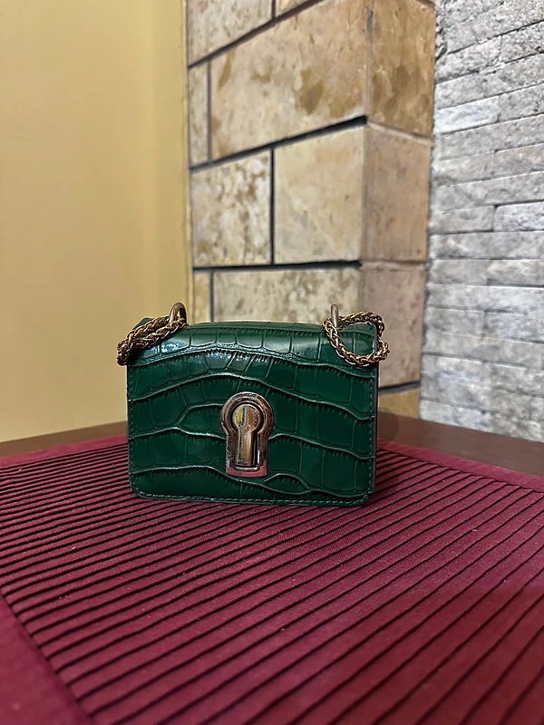 Cute tiny handbag
