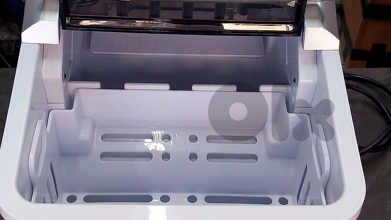 Ice maker