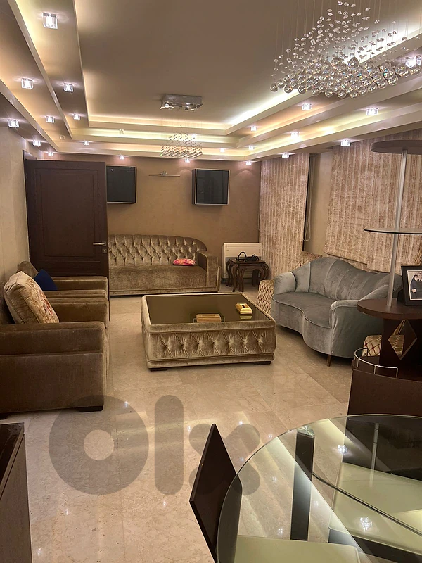 SPACIOUS APT IN SPEARS PRIME | 270SQ | 3 BEDRS , 4 PARKINGS | BT-724