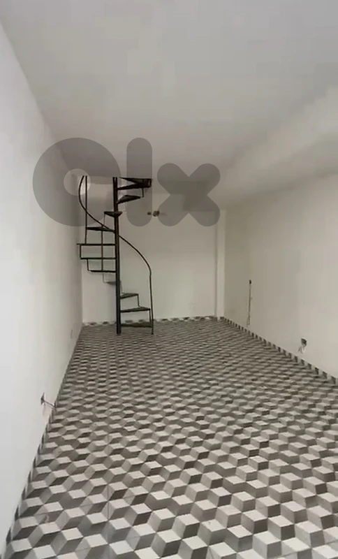 prime location shop in Achrafieh (carre d'or)
